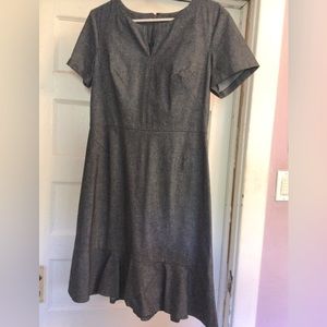 Cute stretchy dark denim Banana Republic dress with a flouncy hem
